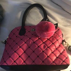 Almost new Magenta/hot pink Betsey Johnson Purse